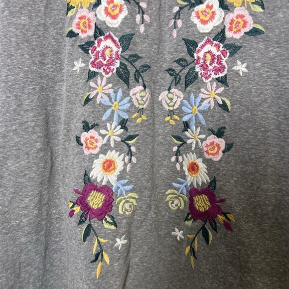 Umgee Short Sleeve T Shirt Dress Embroidered Floral Sz XL Gray Boho Loungewear - Picture 3 of 11